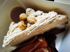 榛子蛋糕-Dough&Joe团憩(瑞虹天地月亮湾店)