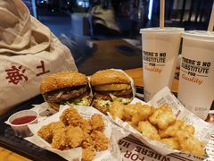 -The Habit Burger Grill 哈比特汉堡(复兴soho店)