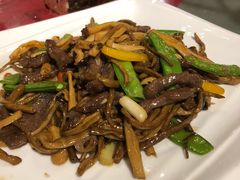 -花溪雨·森林餐厅(石基店)