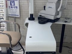 -诺柯视眼镜-蔡司依视路官方工厂店(淞南一店)