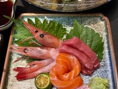 -铭牛烧肉·和牛海鲜自助(高新月牙湖店)