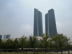 -南京眼步行桥