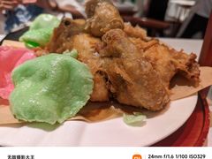 -江城小馆陕南妈妈菜·全球旅行餐厅(钟楼店)