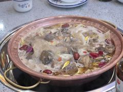 -阿婆情腊排骨火锅(金虹路店)