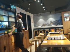 -鑫花溪牛肉米粉(人民广场店)