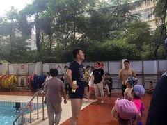 -小海豚国际游泳培训(长宁龙之梦酒店)