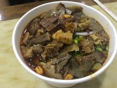 -覃肥叔桂林米粉(粮道街店)