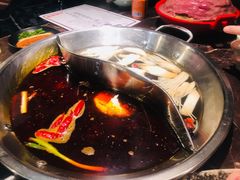 菌香鸳鸯锅-晓宇重庆火锅(赛格国际购物中心店)