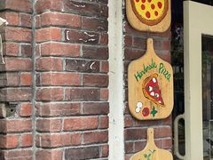 -Gather pizza