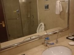 -张家界大成山水国际大酒店