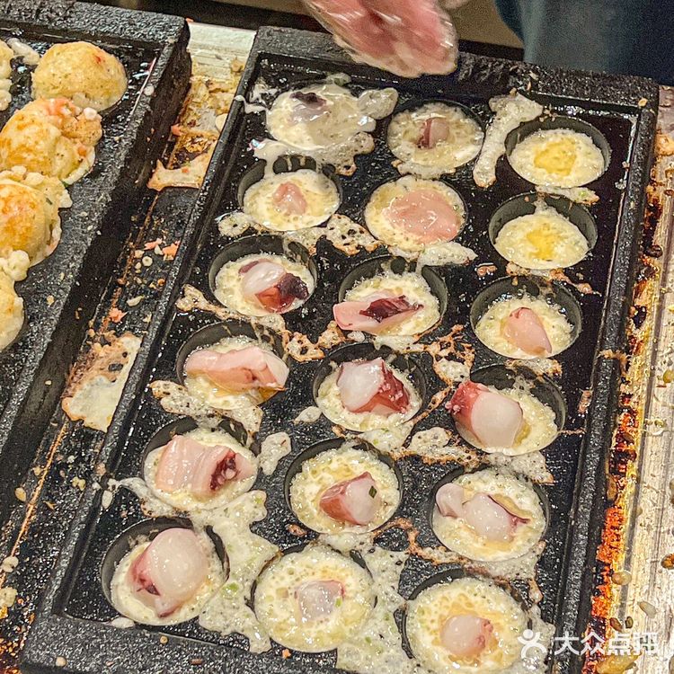 在苏州发现了整只章鱼烧🐙！！一口一个爽