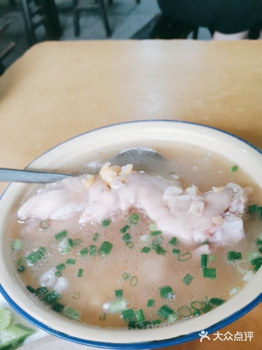 梯坎豆花蹄花汤图片