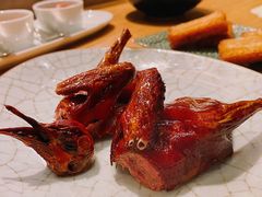 脆皮妙龄鸽-新荣记(新源南路店)