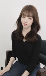 -洛施奇烫发染发沙龙