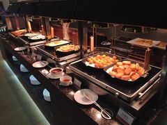自助取餐区-豪派特华美达广场酒店·西餐厅