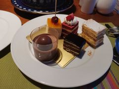 -岷山饭店-芝芝自助餐厅