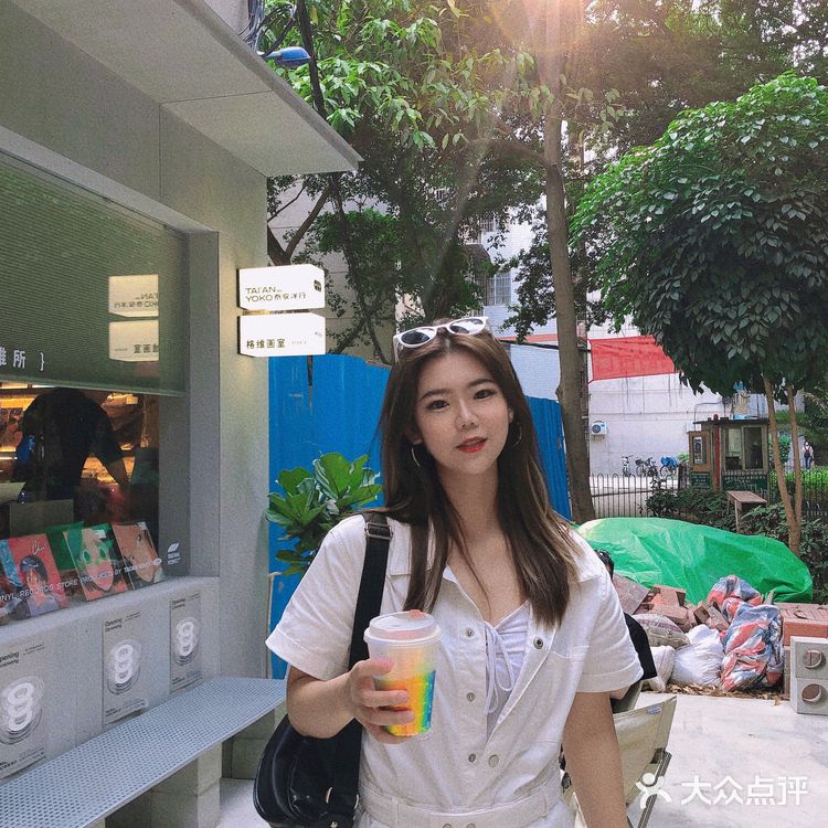 广州新晋黑胶店｜治愈系咖啡馆