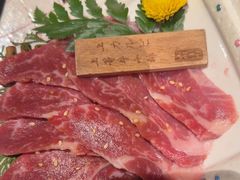 -山川小町·极番烧肉(新地假日广场店)