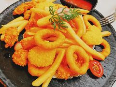 小吃拼盘-威克特披萨汉堡