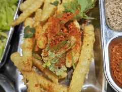 -马路牙子烧烤音乐酒馆(望京店)