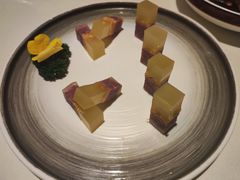 蟹粉水晶肴肉-成隆行·蟹王府(九江路店)