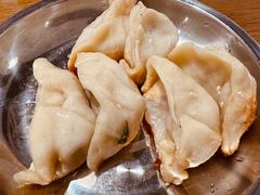 -黄阿姨锅贴大王(万航渡路店)