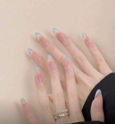 -蜜丝卡伦美甲美睫半永久