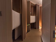 -涨巢·潮玩水疗局