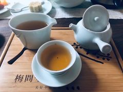 -梅间堂茶馆(绿地缤纷城店)