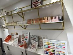 -丫丫NAIL日式自助美甲美睫沙龙