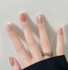 -悦指间美甲美睫