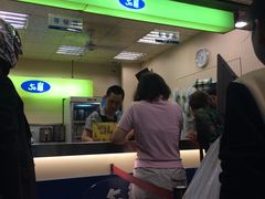 -六合夜市