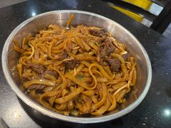 干炒牛河-牛一煲美食(江高店)