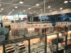 面包甜点陈列柜-BreadTalk面包新语(长寿路地铁站店)