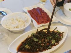 -菌海森林·非遗野生菌火锅(西山区滇池路摩根道店)