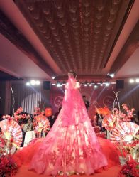 -艾米丽婚纱礼服