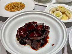 鲍鱼红烧肉-屋里厢上海菜馆