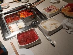 -海底捞火锅鲜切牛肉主题店(长寿路店)