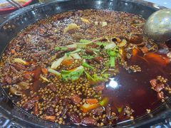 -烧哥美蛙肥肠鱼火锅·十五年社区店