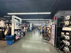 -迪卡侬(西三旗店)