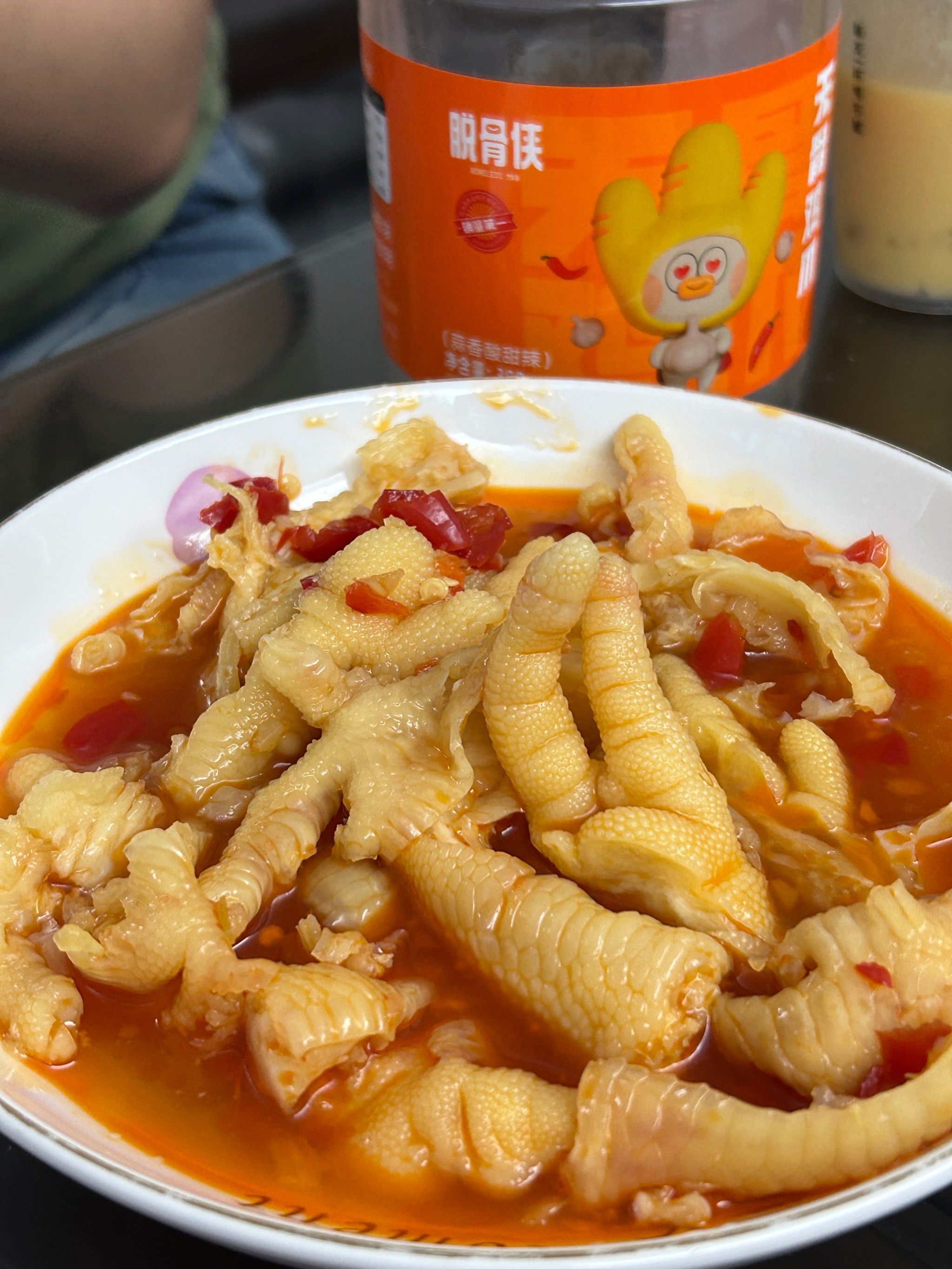 泡椒鸡爪辣出新高度