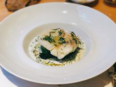 香煎海鲈鱼-迪拜帆船酒店海底餐厅