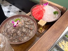 -喃喃椰·糟粕醋·椰子鸡火锅(七堡花园店)
