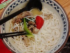 -蒙自源米线大王(信利城市广场店)