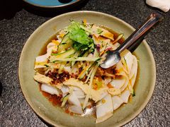 羊毛工镇凉皮-丝路金桃·新疆菜(徐汇店)