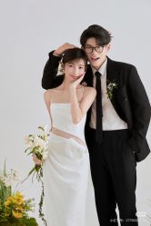-喜爱高定婚纱摄影