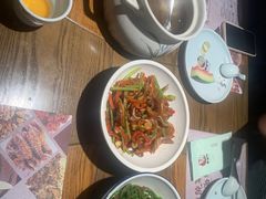 -黄泥岗·地道湖北菜(奥特莱斯店)