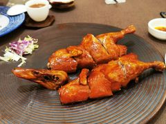 秘制吊烧乳鸭仔-长禧家·珑厨(东山口店)