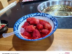 -果松木炭酸菜铜火锅·外婆参鸡汤