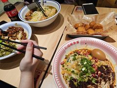 -遇见小面(白云机场T2安检外店)